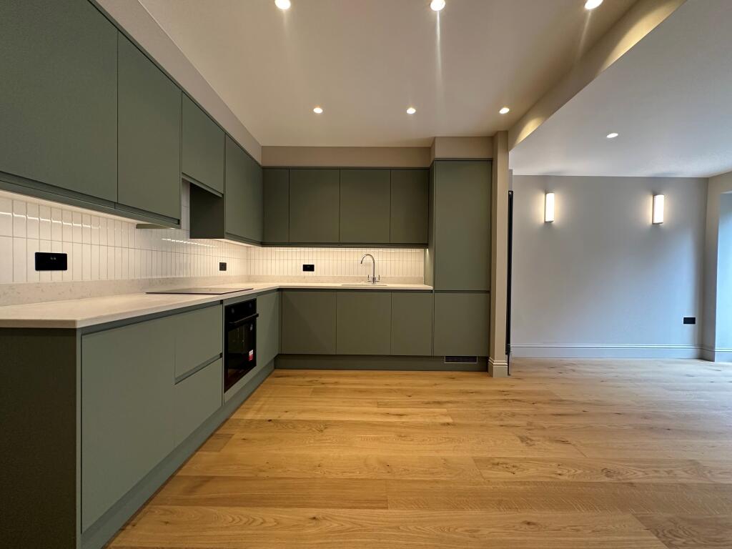 Main image of property: Villa Street, London