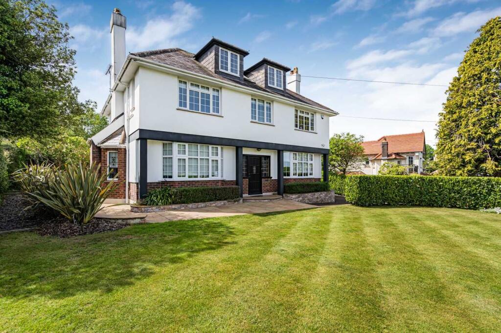 Main image of property: Mead Road, Livermead, Torquay, Devon, TQ2 6TG