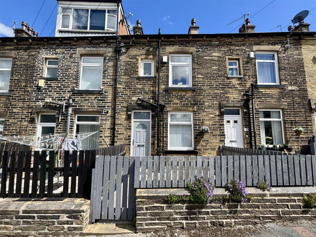 Aberdeen Terrace, Clayton, Bradford, West Yorkshire, BD14
