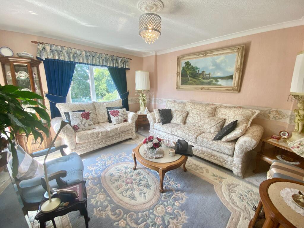 Apartment in Torquay, Wellswood - View 2