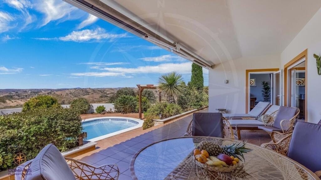 Main image of property: Algarve, Tavira (Santa Maria e Santiago)