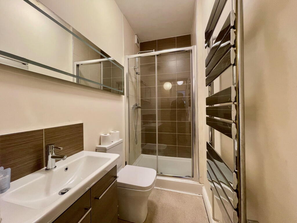 Apartment in Reading - More