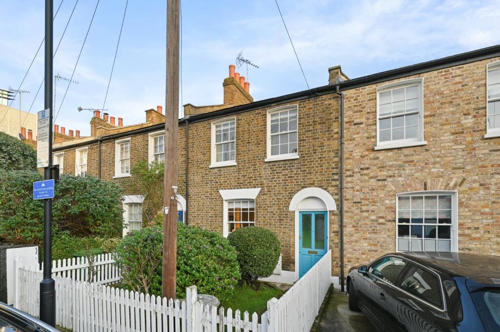 Main image of property: Shepherds Bush Place, London, W12