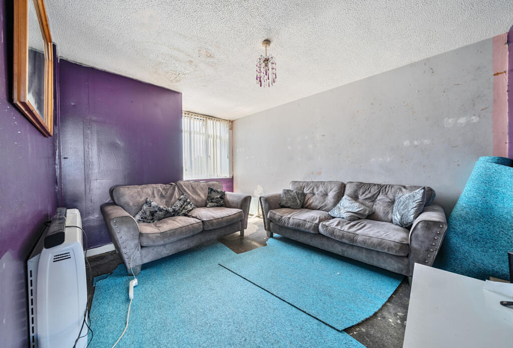 Apartment in Bristol, Stockwood - View 5