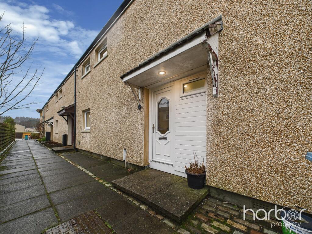 Main image of property: Elm Drive, Cumbernauld, Glasgow, North Lanarkshire, G67 3LN