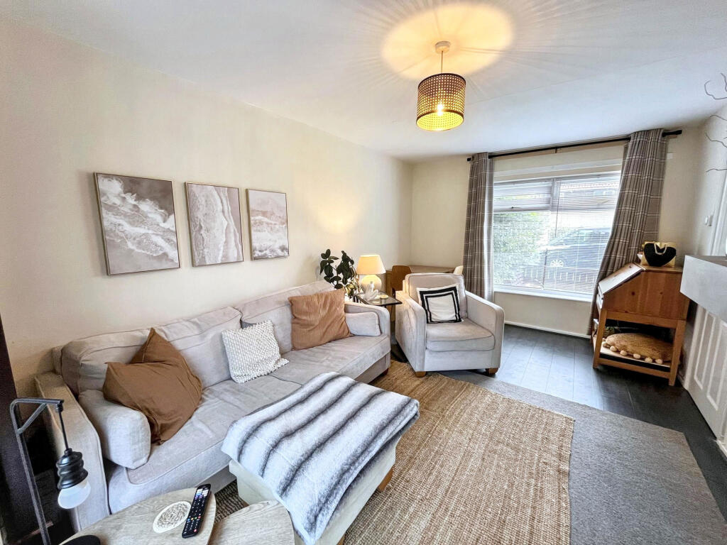 House in Wylam - More