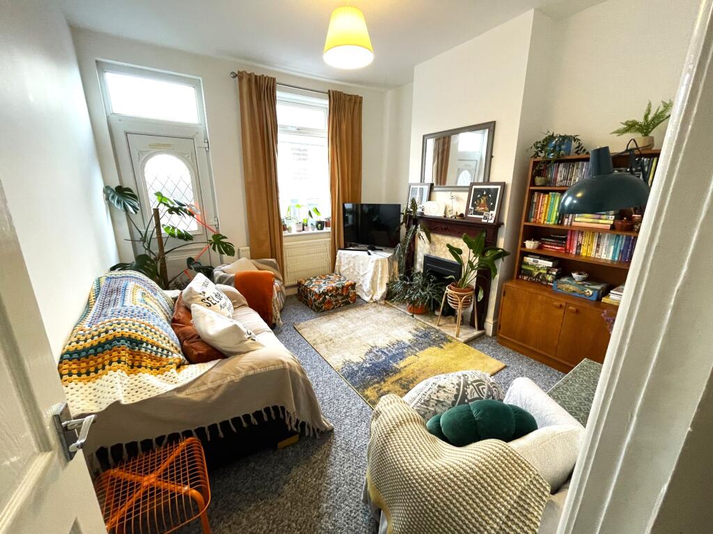 Main image of property: 43 Ashford Road, Sheffield
