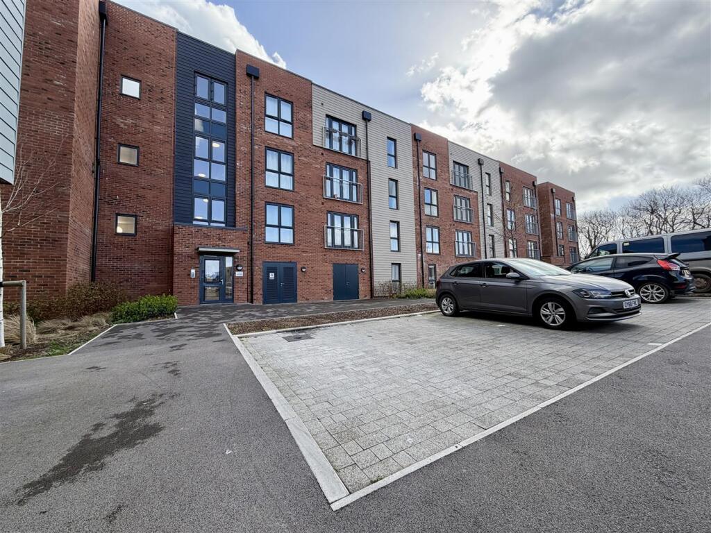 Main image of property: Harker Close, Gloucester