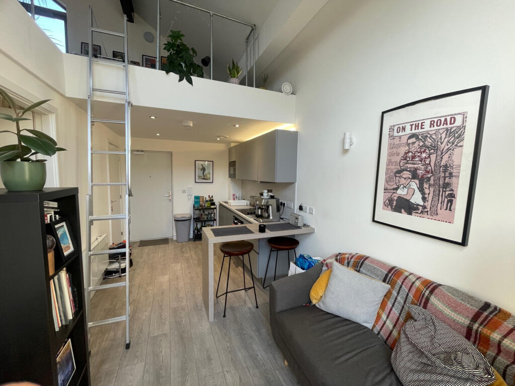 Main image of property: 16 Henry Street, Sheffield, South Yorkshire, S3