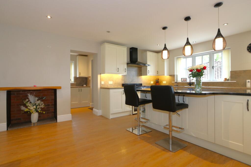 School Lane, Newbold Coleorton, LE67 photo 3