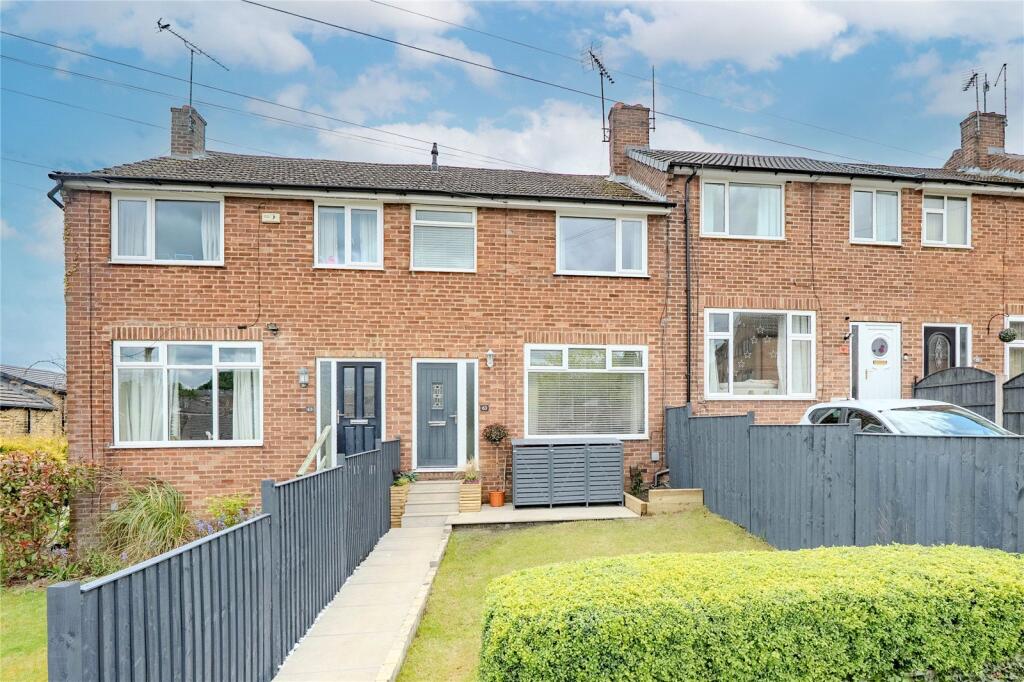 3-bed terraced on Lumby Lane, Pudsey, West Yorkshire, £240,000