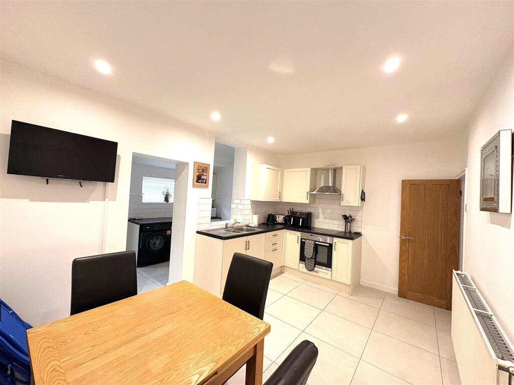 House in Wigan - View 4