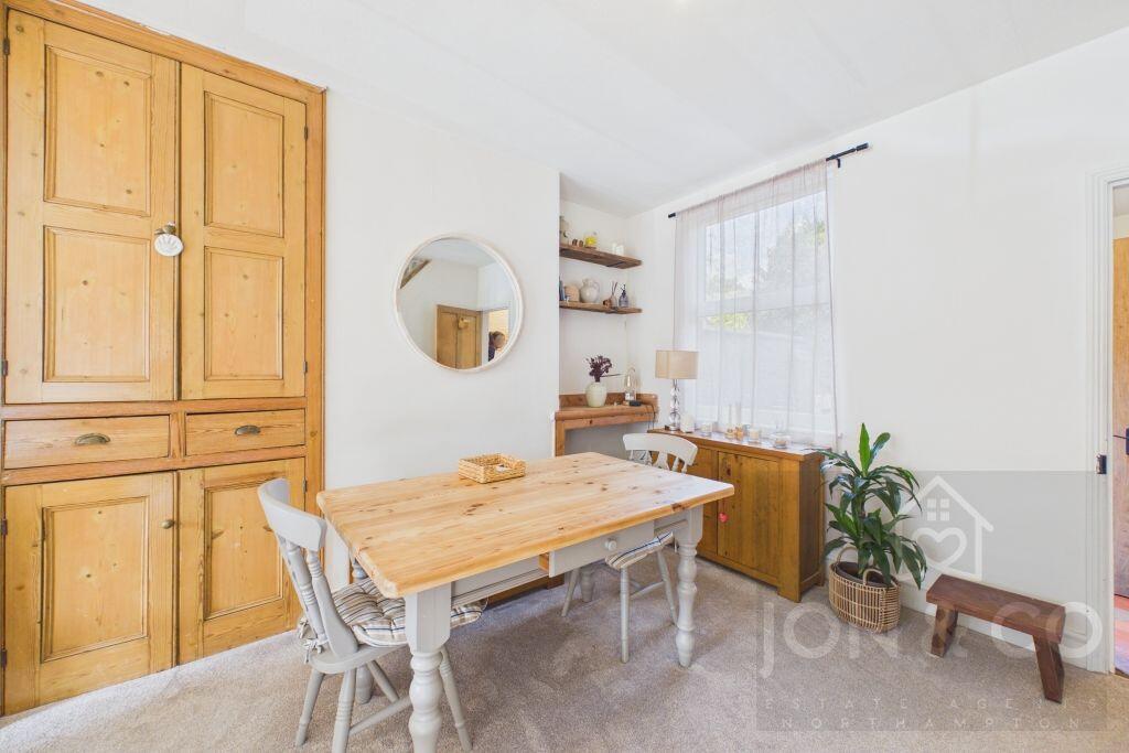 House in Northampton - View 5