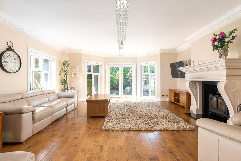 Church Road, Westoning, Bedfordshire, MK45 photo 4