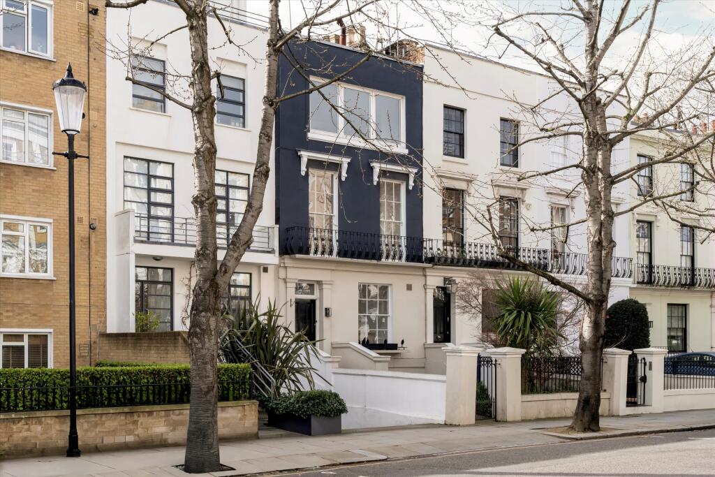 Main image of property: Chepstow Crescent, Notting Hill, W11