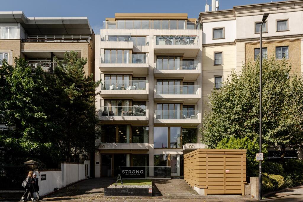 London N1 photo 2