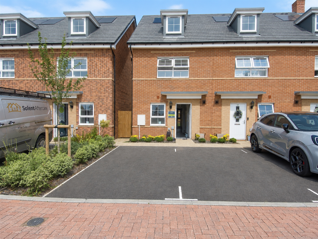 Main image of property: St Thomas Grove, Bedhampton, Havant