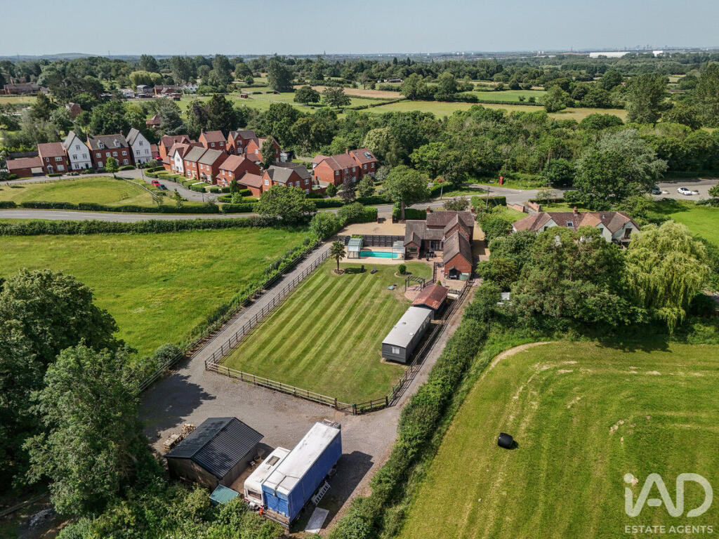 Tamworth Road, Nether Whitacre, B46 - View 3