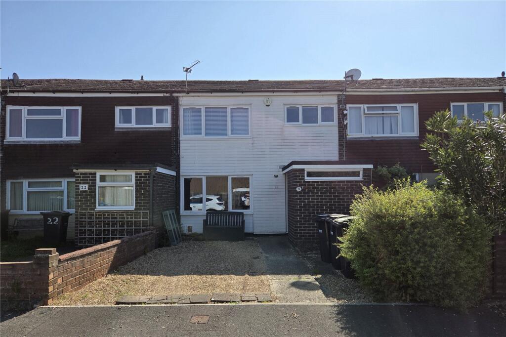 Main image of property: Elm Park Road, Havant, Hampshire, PO9