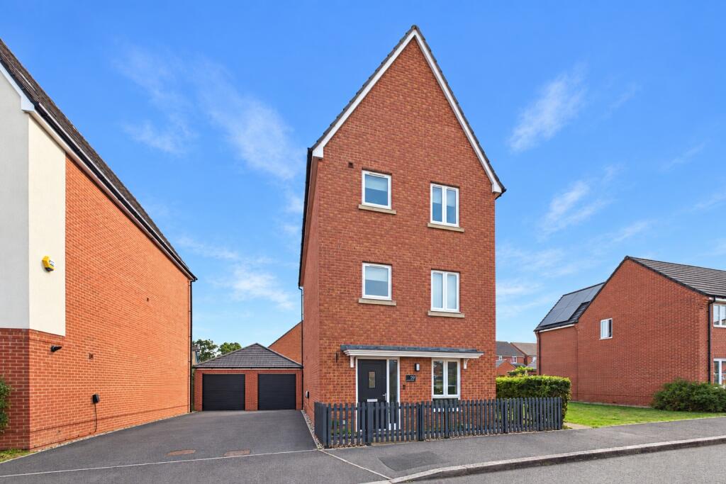 Main image of property: Appleton Way, Shinfield, Reading, Berkshire, RG2