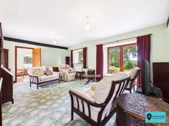 Bungalow Living Room