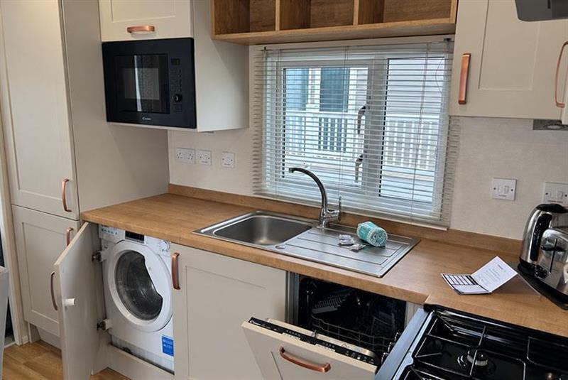 Sunseeker Spirit  2022, Newquay Bay Resort, Porth, Newquay, Cornwall, TR8 4AS photo 3