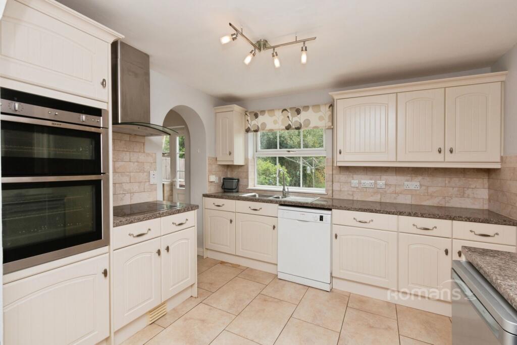 House in Guildford - View 2