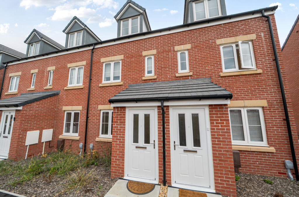 Main image of property: The Poplars, Stubbington, Fareham, Hampshire, PO14