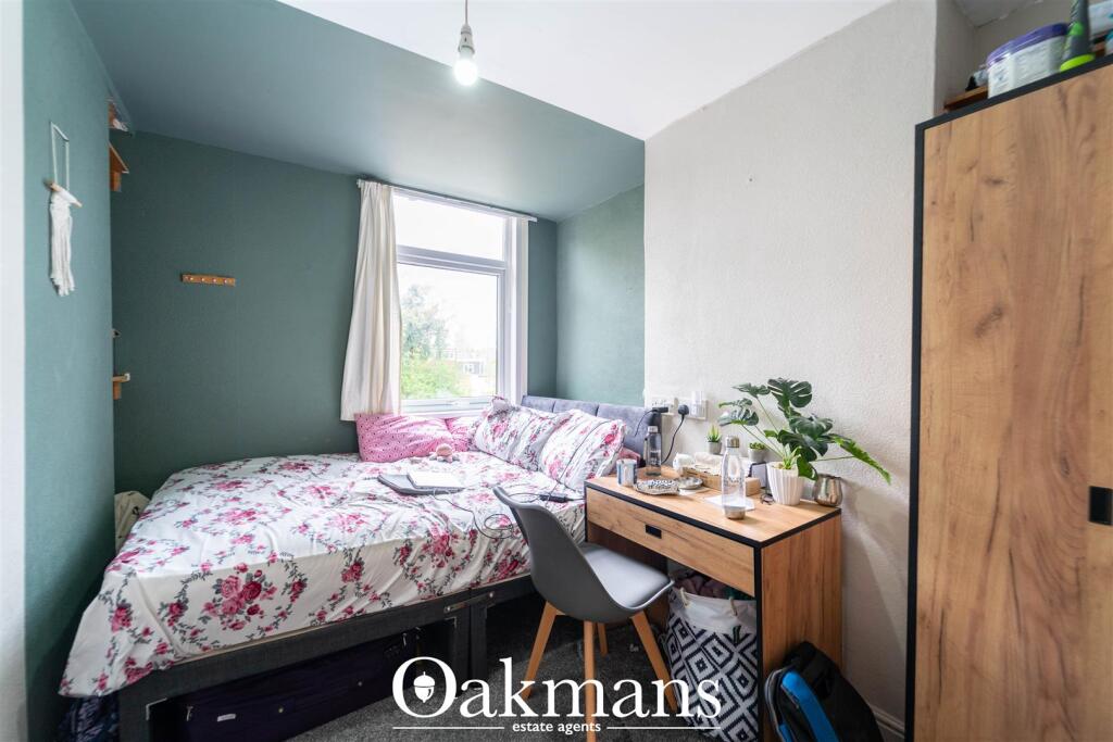 5 bedroom house for rent