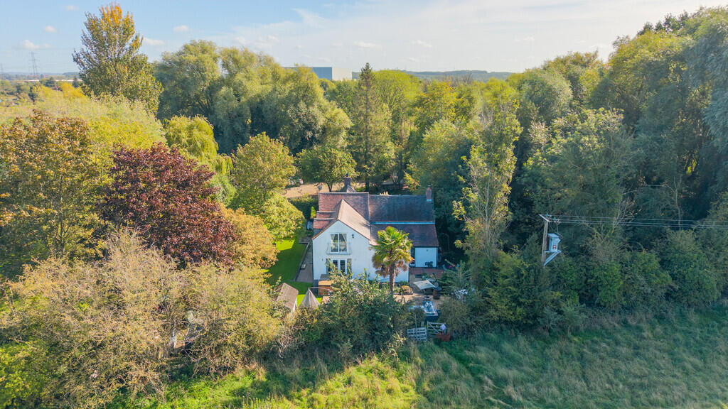 Main image of property: Efflinch Lane, Barton-under-Needwood
