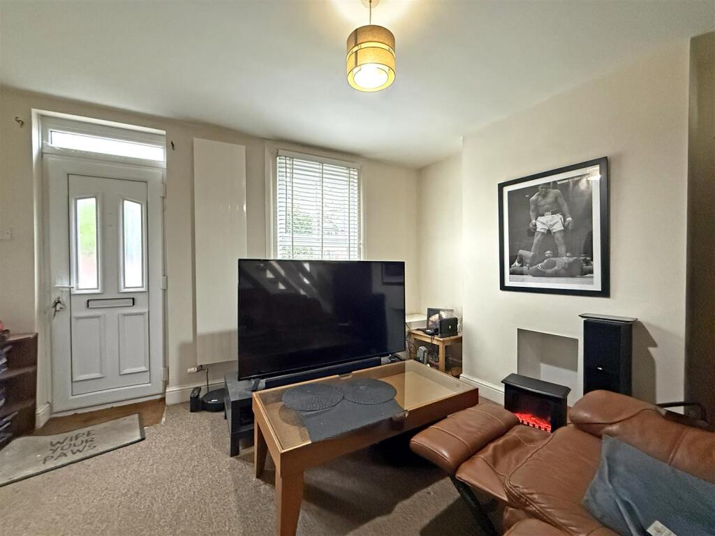 House in Shrewsbury, Shropshire - View 4