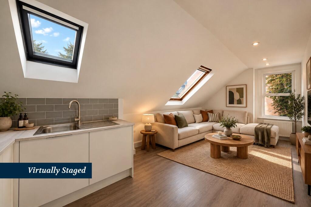 1-bed flat on Cricklewood Lane, Willesden Green, NW2, £275,000