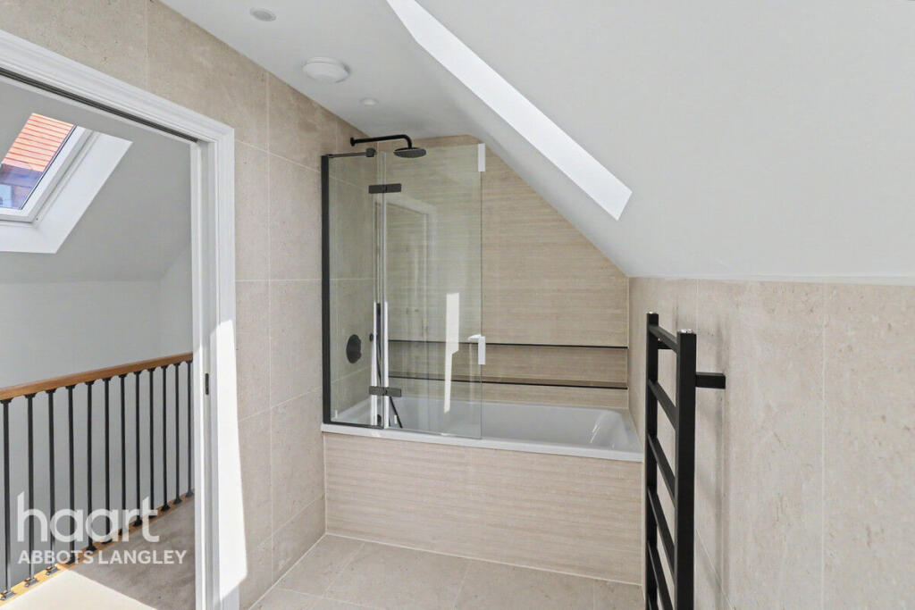 Additional image 12 of Ashridge Drive, St Albans