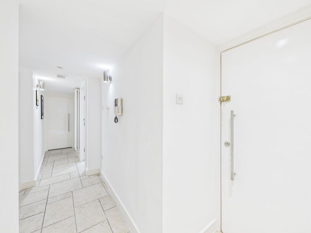 Apartment in Liverpool - View 3