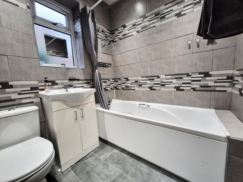 Additional image 4 of Shear Brow, BB1