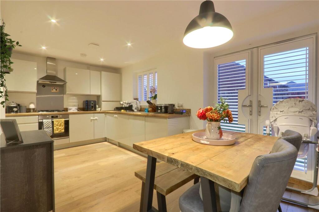 House in Stockton-on-Tees - More