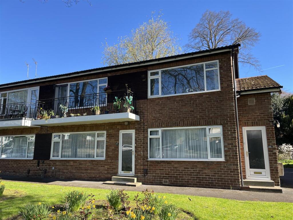 Main image of property: King Lane, Alwoodley, LS17