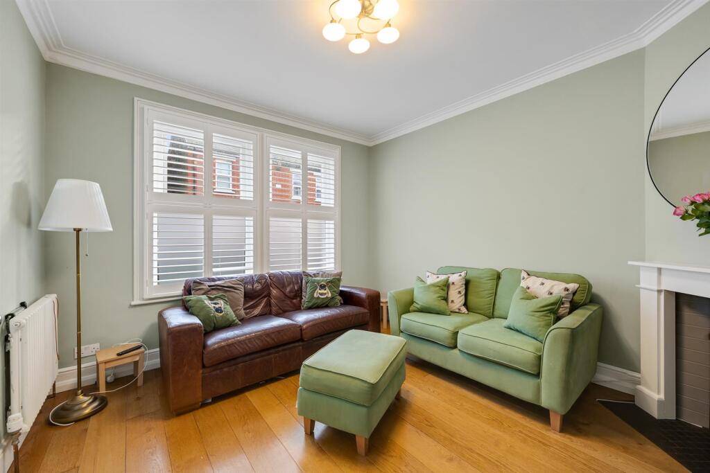 House in Bromley - View 2
