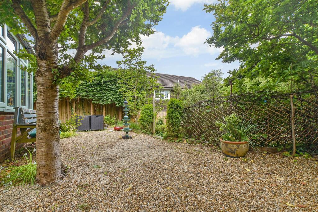 3-bed detached on Ingleden Park Road, Tenterden, Kent, £429,500