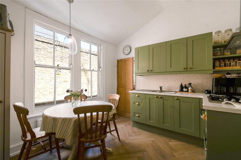 Main image of property: Hillcourt Road, London, SE22