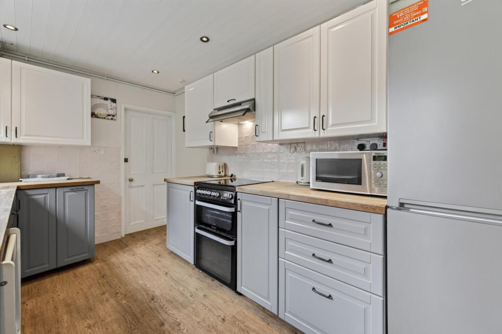House in Luton - More