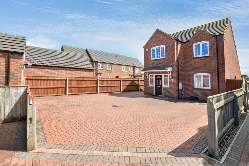 19 Penrose Place, Manby LN11 8DZ photo 4