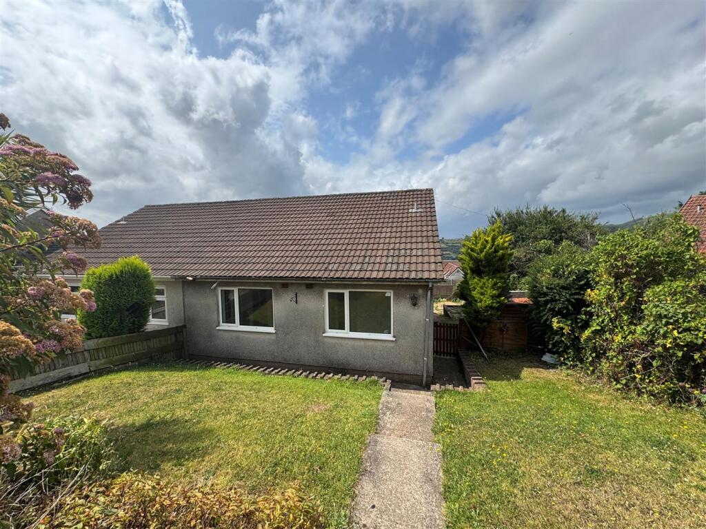 Main image of property: Bredon Close, Risca, Newport