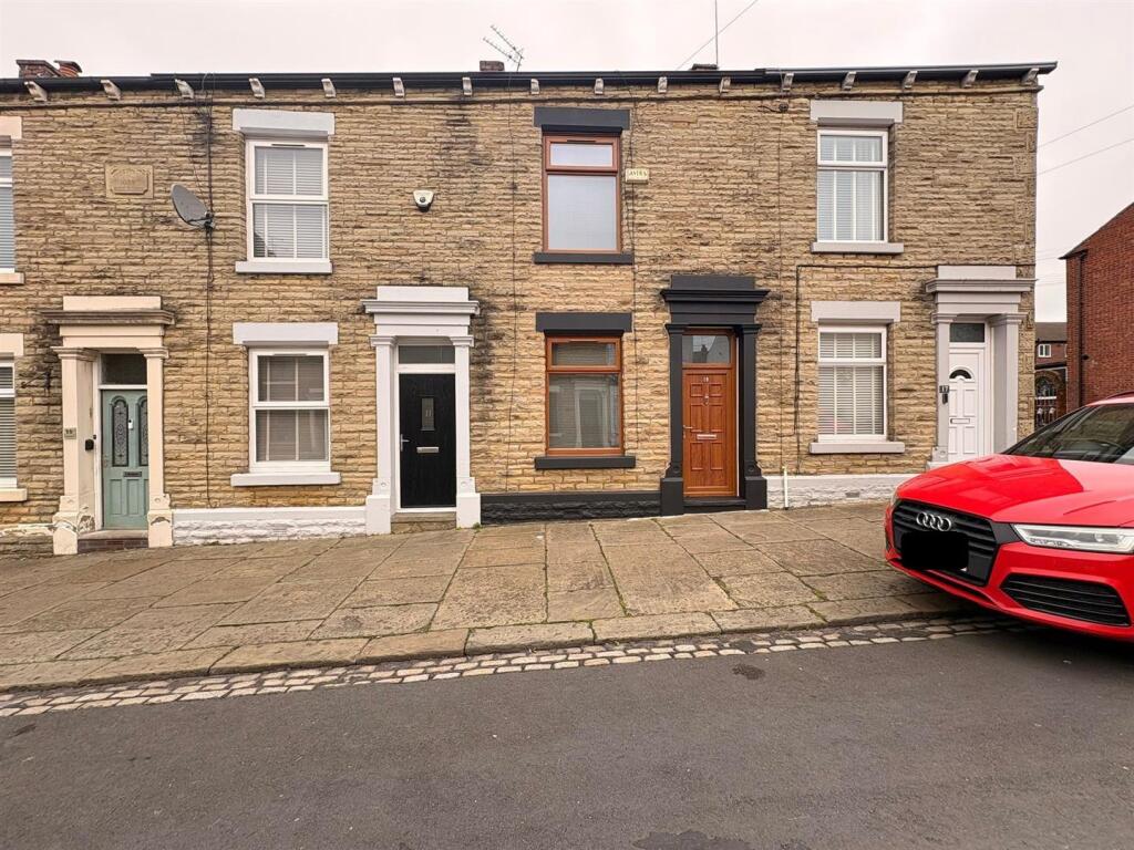 Main image of property: Lindsay Street, Stalybridge