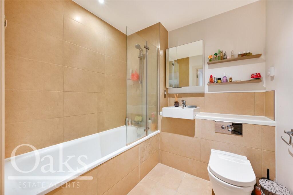 Apartment in London - More