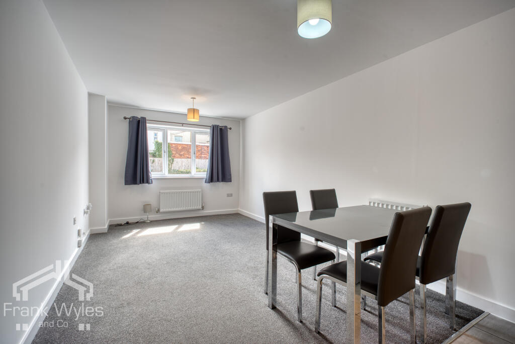 , The Atrium, 25 Fairhaven Road, Lytham St Annes, Lancashire photo 4
