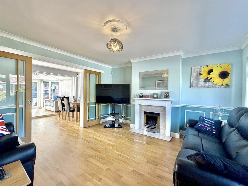 House in Wirral, Liverpool City Region - View 4