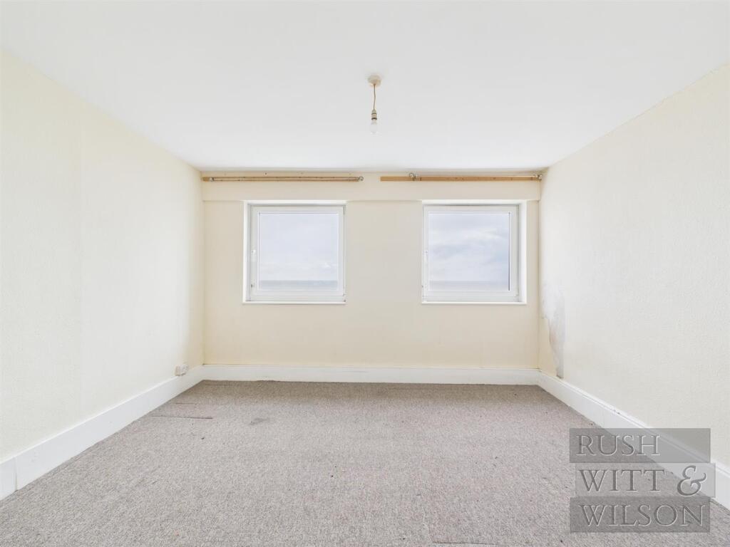 16 Market Street, St. Leonards-On-Sea photo 2