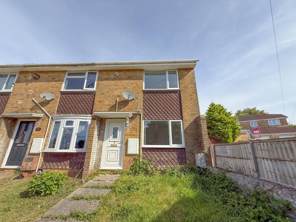 2-bed semi-detached on Mountside, Risca, NP11, £190,000
