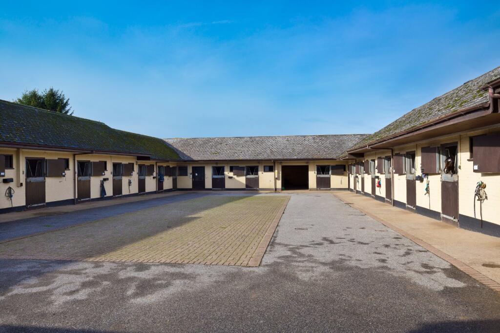 House in East Cambridgeshire, Westley Waterless - View 5